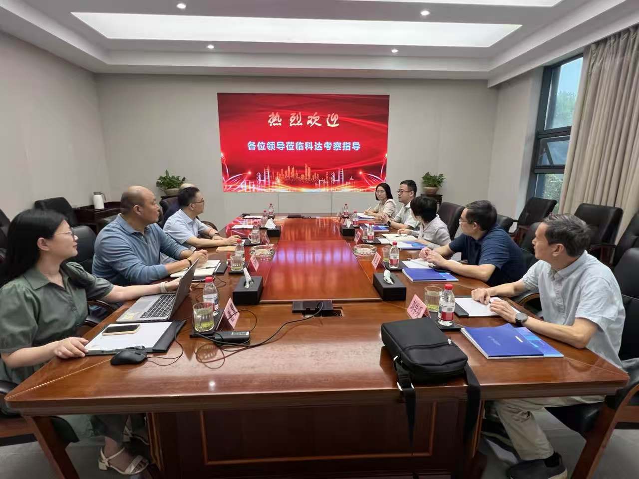 微信图片_20251014124823_46_1390.jpg 微信图片_20251014124823_46_1390.jpg