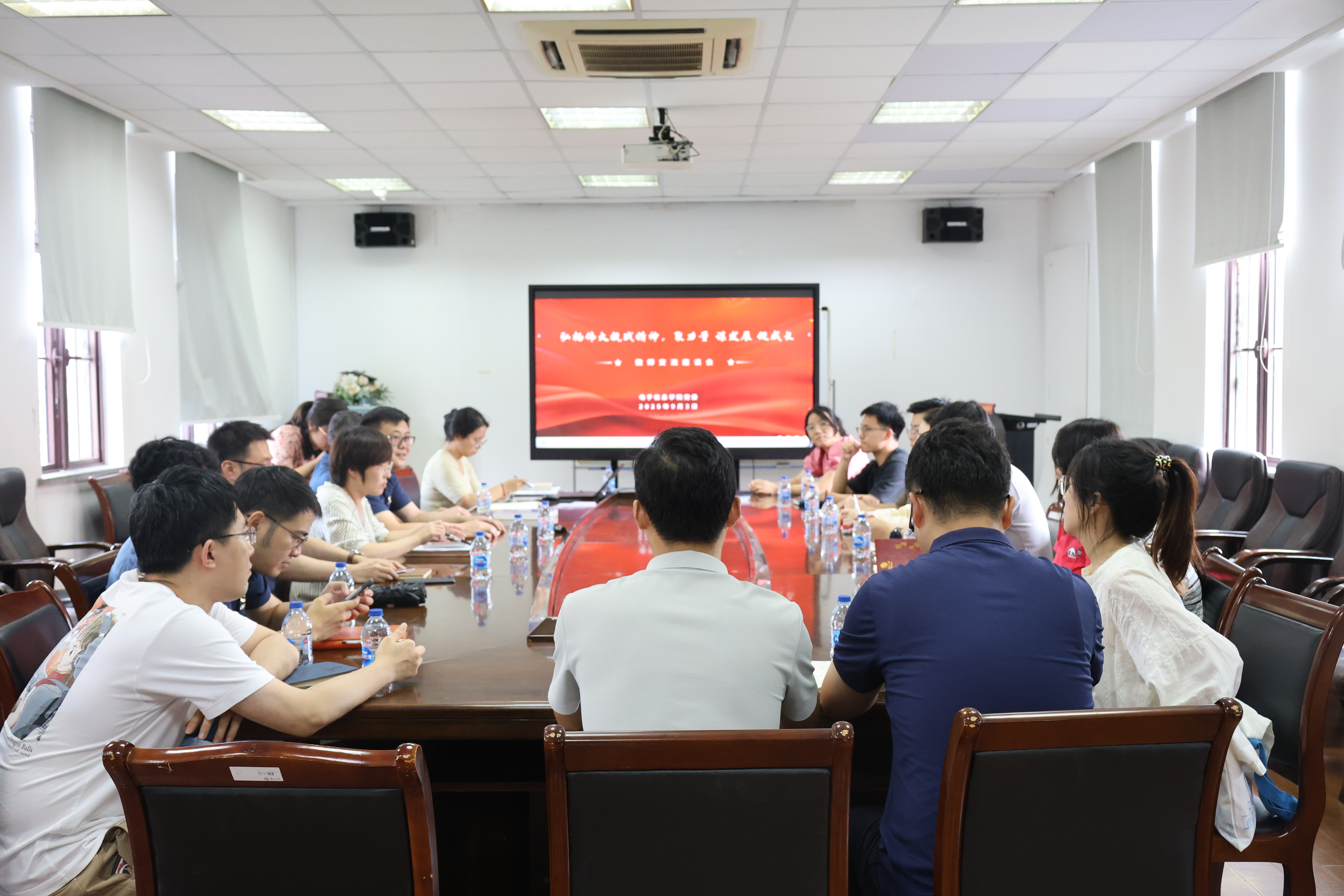 CL2A7600.JPG CL2A7600.JPG